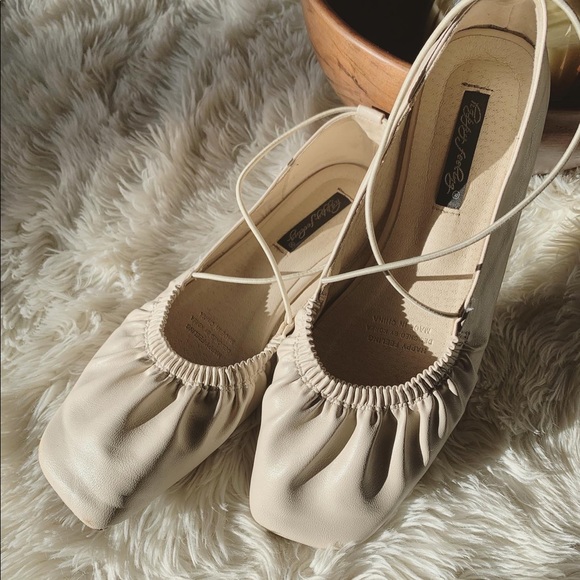 Korean Ballerina Flats - Picture 2 of 7